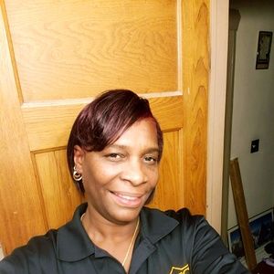 Meet your Posher, Robin